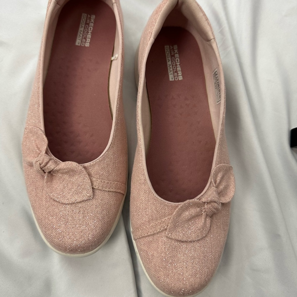 Skechers Women's Pink Ballet Flats